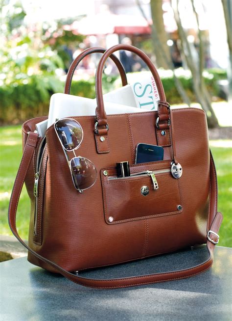 designer laptop bags for women.